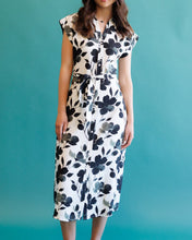 Quintessential Dress (XS-2XL)