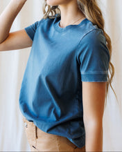 Your Favorite Tee (XS-2XL) 2 Colors