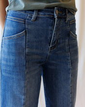 High Rise Seamed Wide Leg Ankle (25-32)