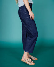 Super High Rise Barrel-Leg Jeans (25-32)