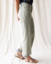 Super High Wide Cropped Utility (25-32)