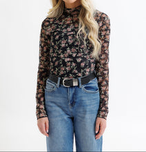 Floral Lace Layering Top (S-L)