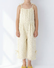 Floral Baby Girl Sleeveless Jumpsuit w/ Pockets (2-7)