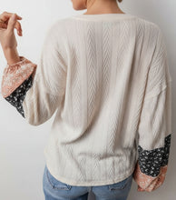 Cable Knit Print Floral Patch Balloon Blouse (S-XL) 2 Colors