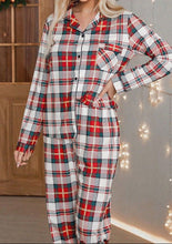 Christmas Plaid Two Piece Long Sleeve Pajamas Set (S-XL)