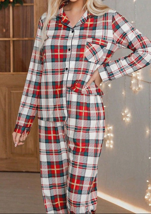 Christmas Plaid Two Piece Long Sleeve Pajamas Set (S-XL)
