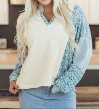 Syllena Collared Boxy Fit Sweatshirt (S-XL)
