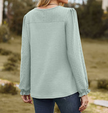 Avery Round Neck Puff Sleeve Blouse (S-2XL)