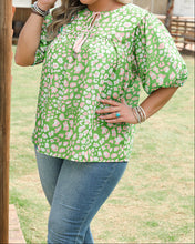 Selena Plus Size Floral Tassel Tie Blouse (1X-4X)