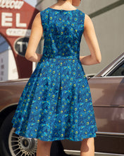 Elizabeth Dress in Peacock (S-1XL)