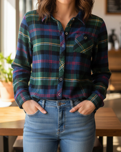 Long Sleeve Plaid Button Down Top / Size Small / Pre-Loved