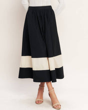Gallery Contrast Full Midi Skirt (S-L)
