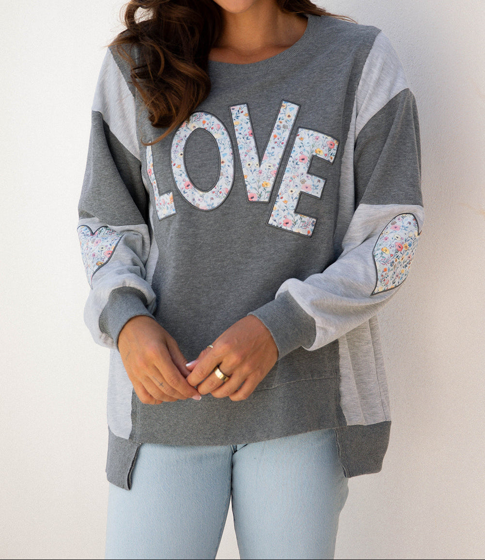 Payton Uneven Hem Love Sweatshirt (S-XL)