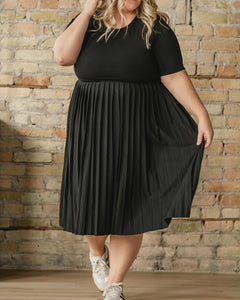 Emersyn Pleated Midi Dress (S-4XL) 2 Colors