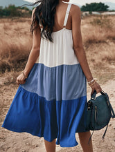Shades of Blue Sleeveless Color Block Midi Dress (L)